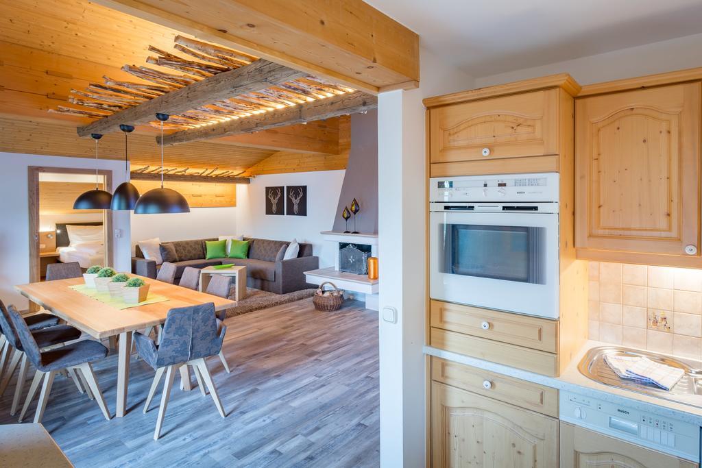 Active Apartments Maria Alm am Steinernen Meer Bagian luar foto
